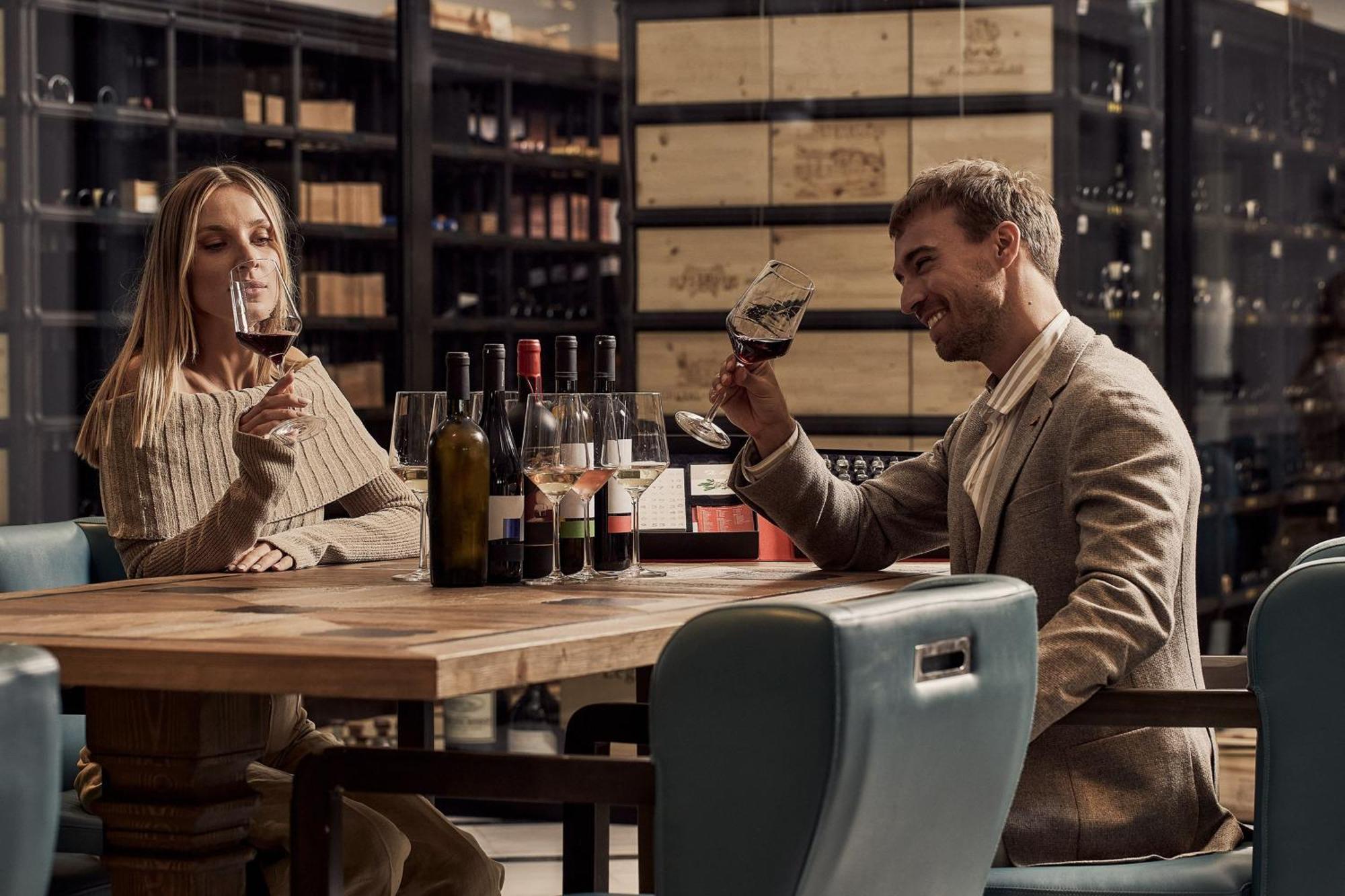 パークレーン ア ラグジュアリー コレクション リゾート アンド スパ リマソール エクステリア 写真 Wine tasting