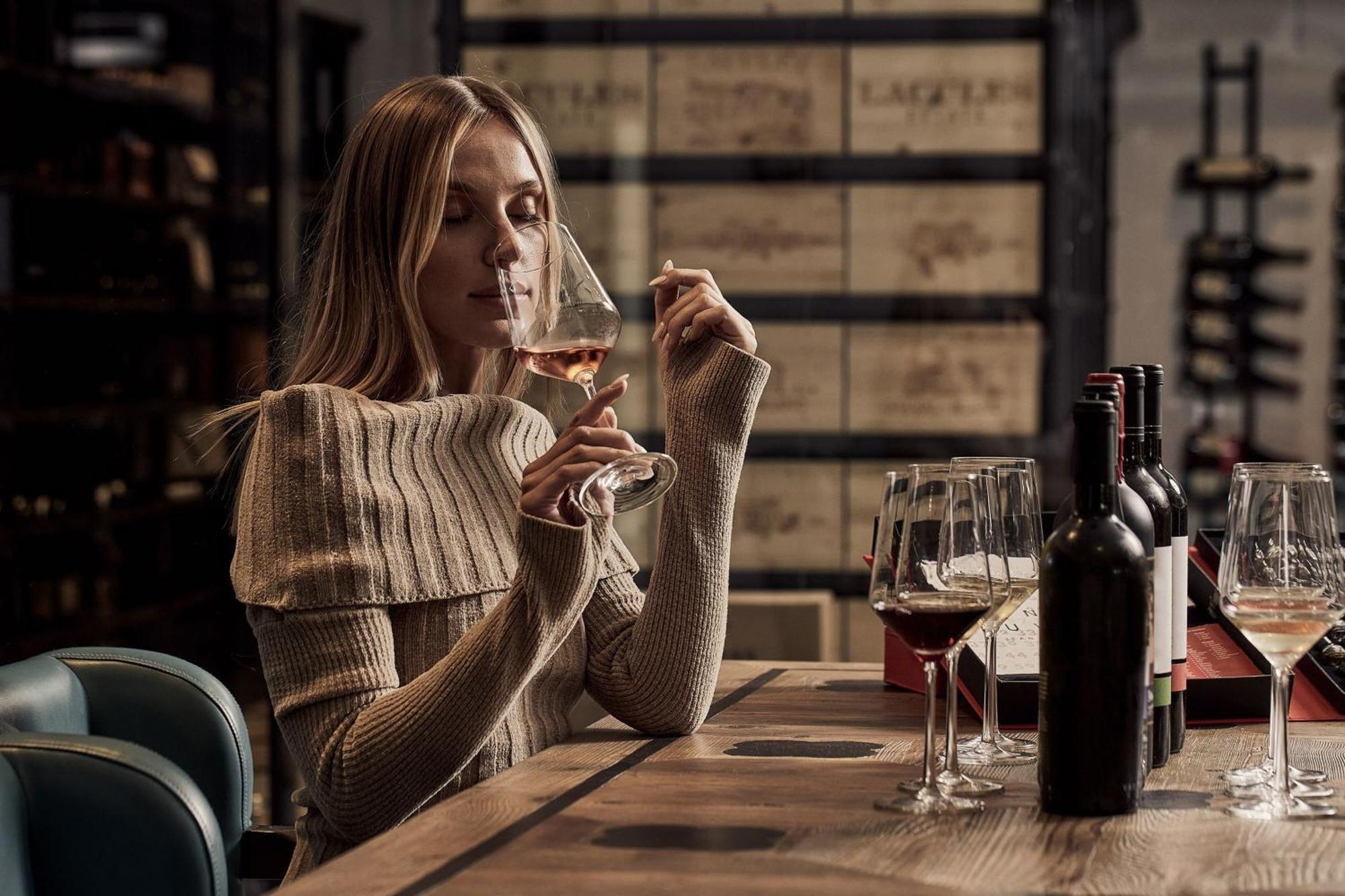 パークレーン ア ラグジュアリー コレクション リゾート アンド スパ リマソール エクステリア 写真 Wine tasting