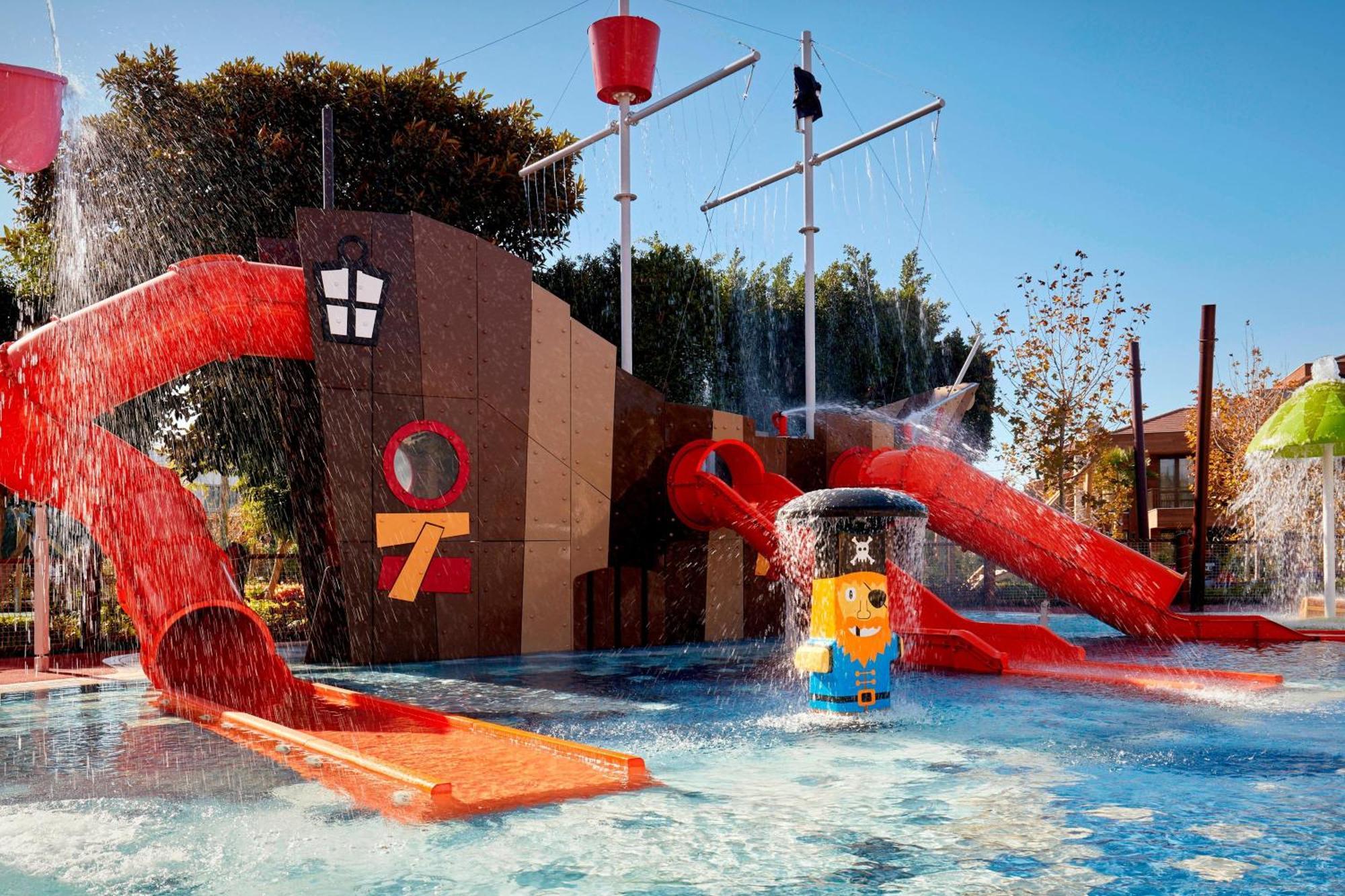 パークレーン ア ラグジュアリー コレクション リゾート アンド スパ リマソール エクステリア 写真 The water park
